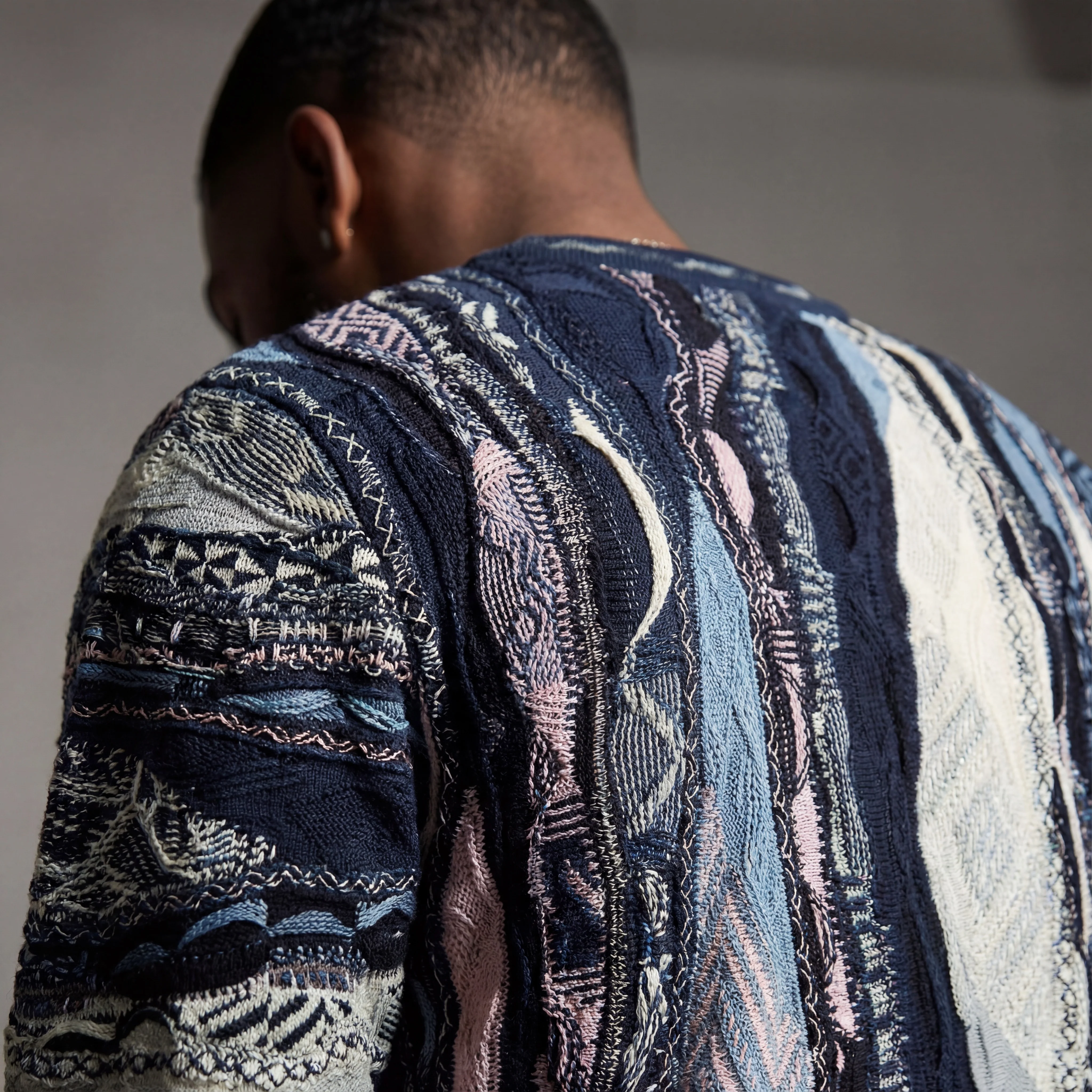 New - COOGI Washington Crewneck - Image 8